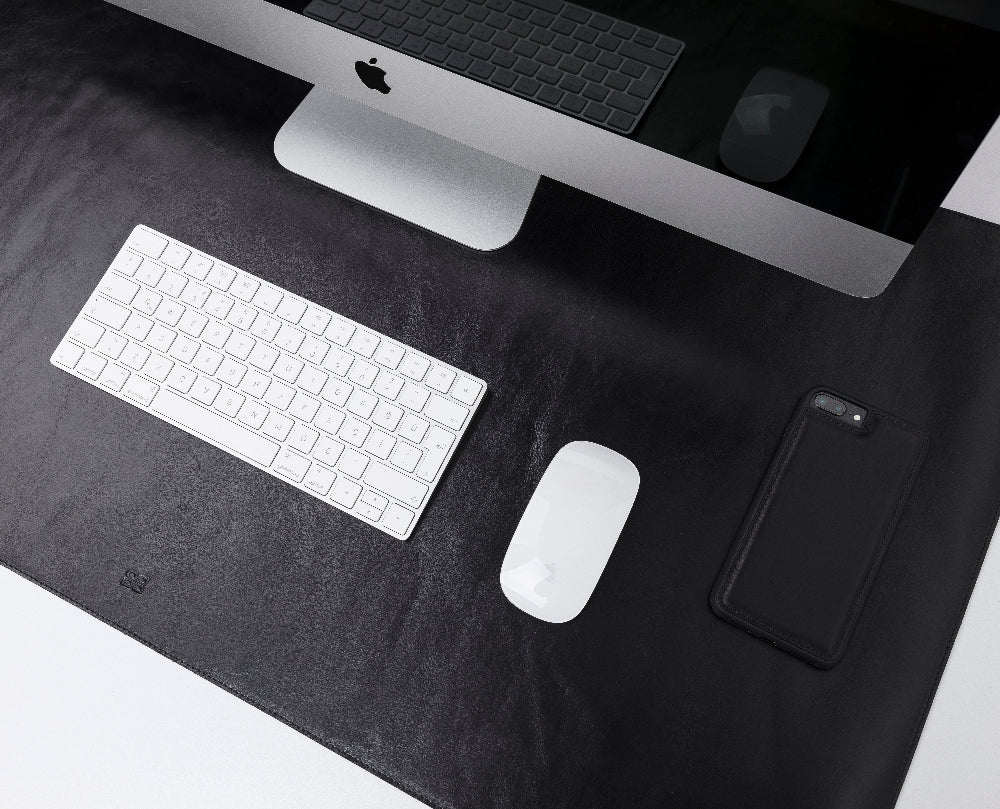 Axion Lined Leather Desk Mat Large Size