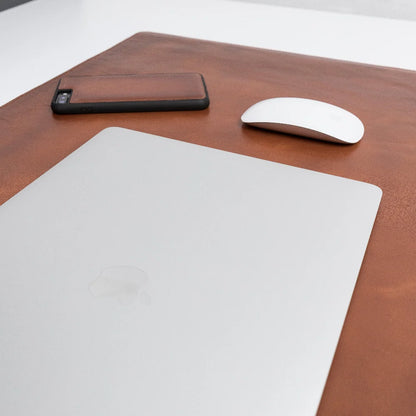 Axion Lined Leather Desk Mat Large Size