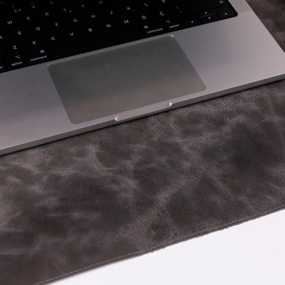 Axion Lined Leather Desk Mat Large Size
