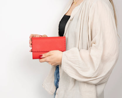 Linea Leather Women's Wallet
