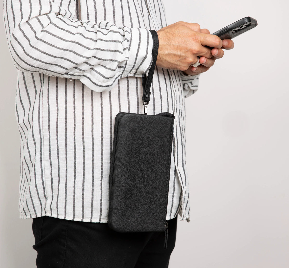 Majeste Clutch Geldbörse aus echtem Leder aus echtem Leder