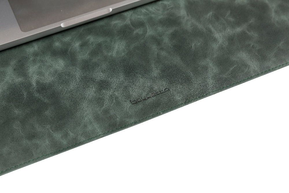 Axion Lined Leather Desk Mat Large Size