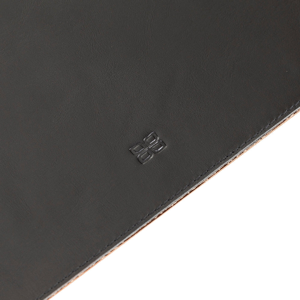 Axion Lined Leather Desk Mat Large Size