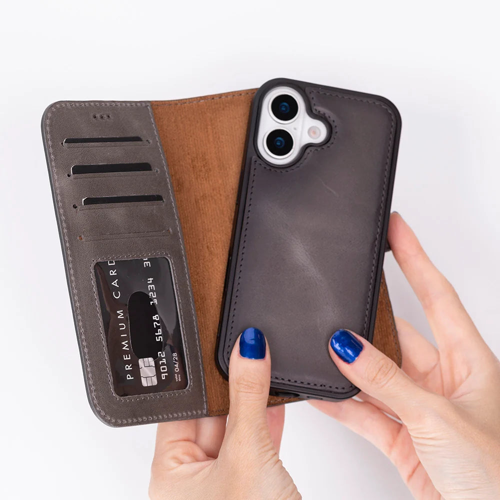 Magic iPhone  17 Leather Detachable Wallet Case