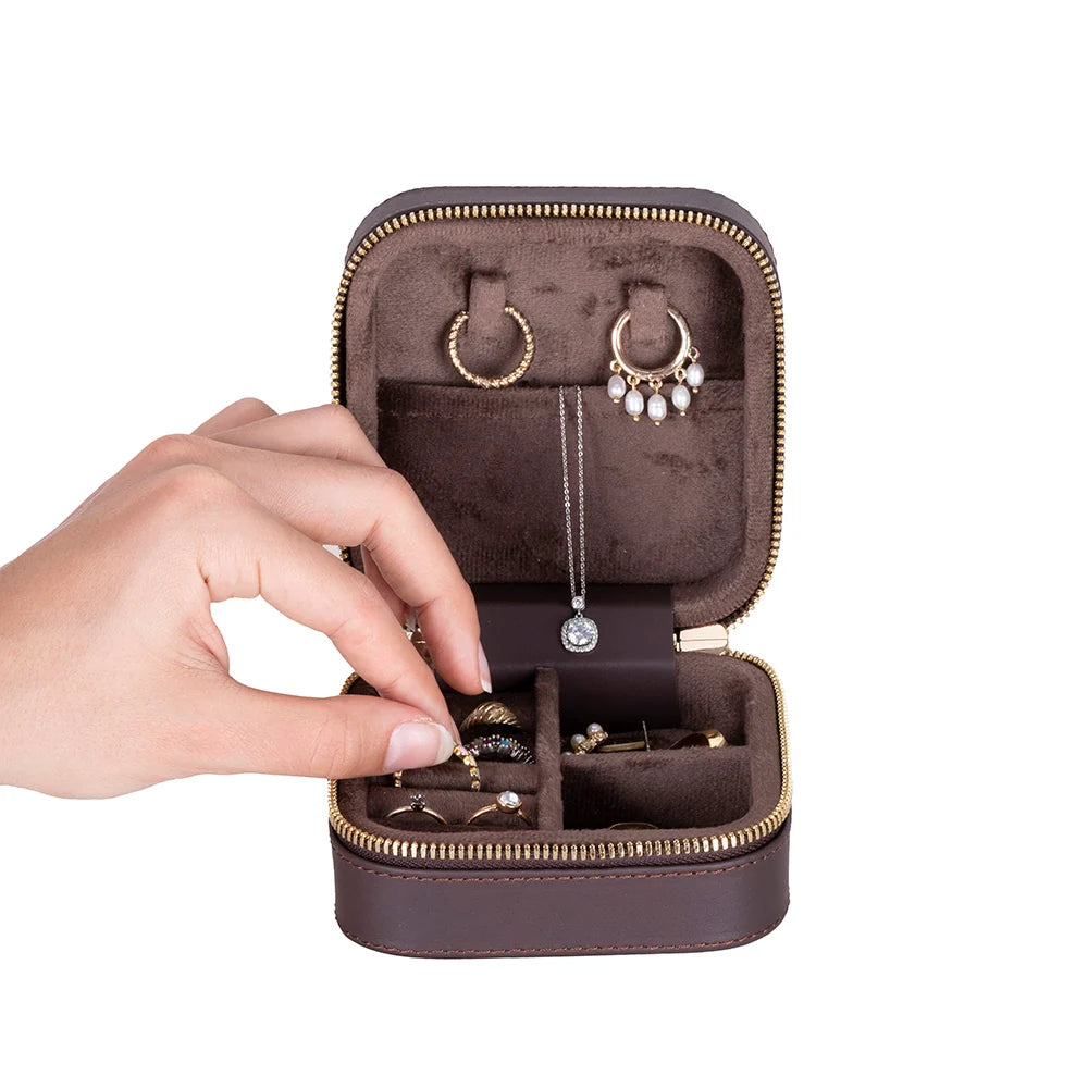 Amanda Jewelry Box, Medium aus echtem Leder aus echtem Leder