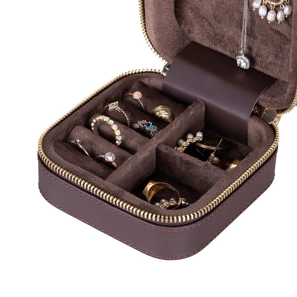 Amanda Jewelry Box, Medium aus echtem Leder aus echtem Leder