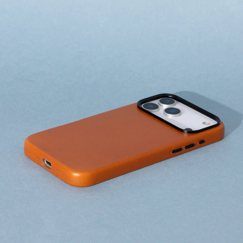Prestige iPhone 18 Pro / 17 Pro Leather Case