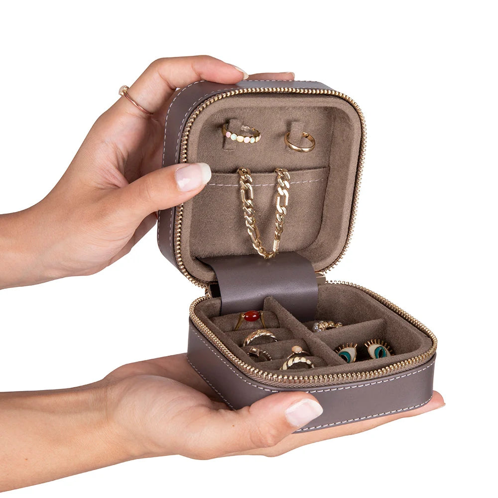 Amanda Jewelry Box, Medium aus echtem Leder aus echtem Leder