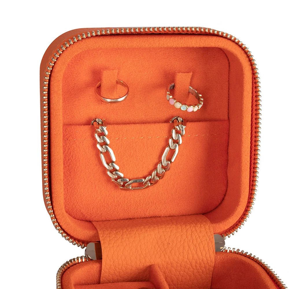 Amanda Jewelry Box, Medium aus echtem Leder aus echtem Leder