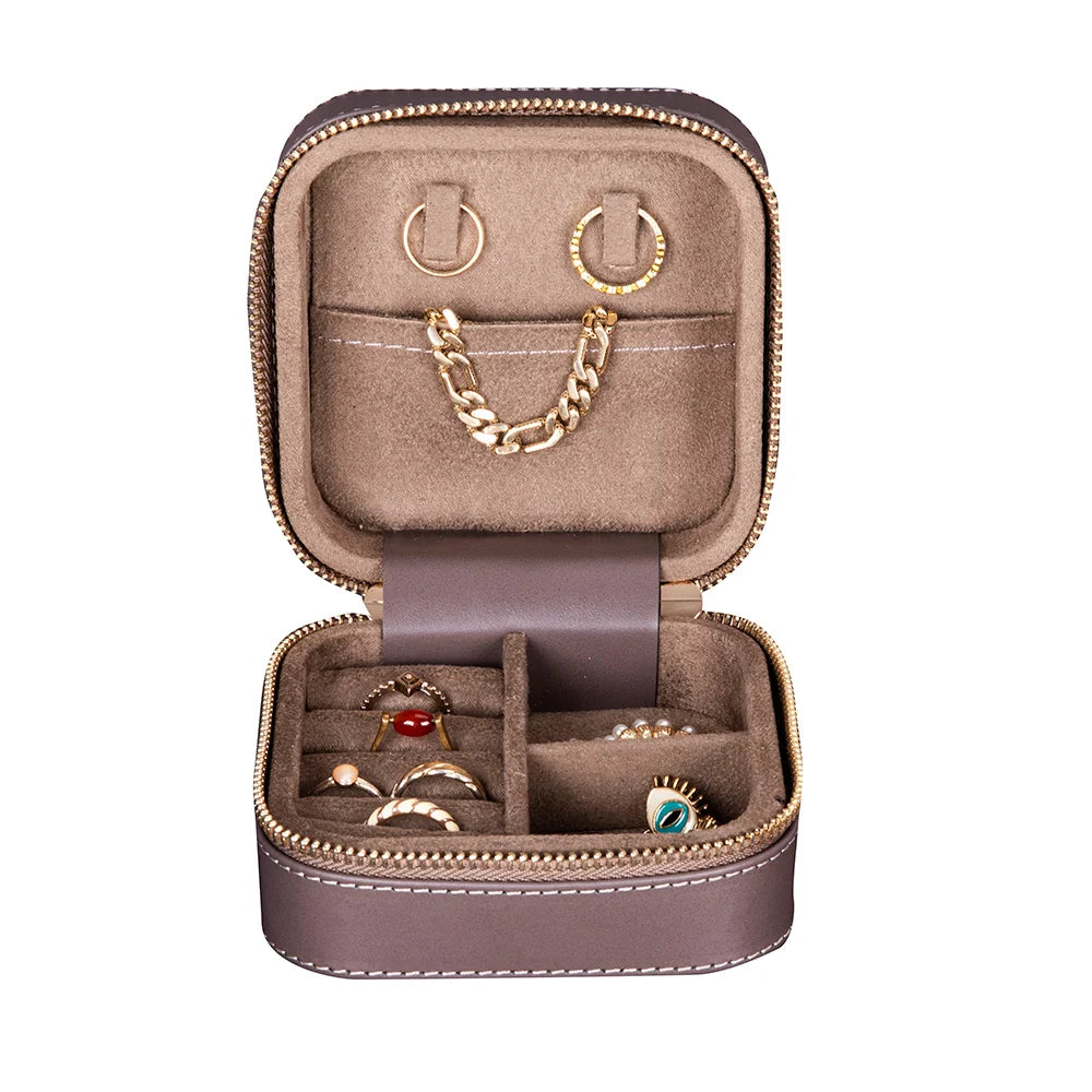 Amanda Jewelry Box, Medium aus echtem Leder aus echtem Leder