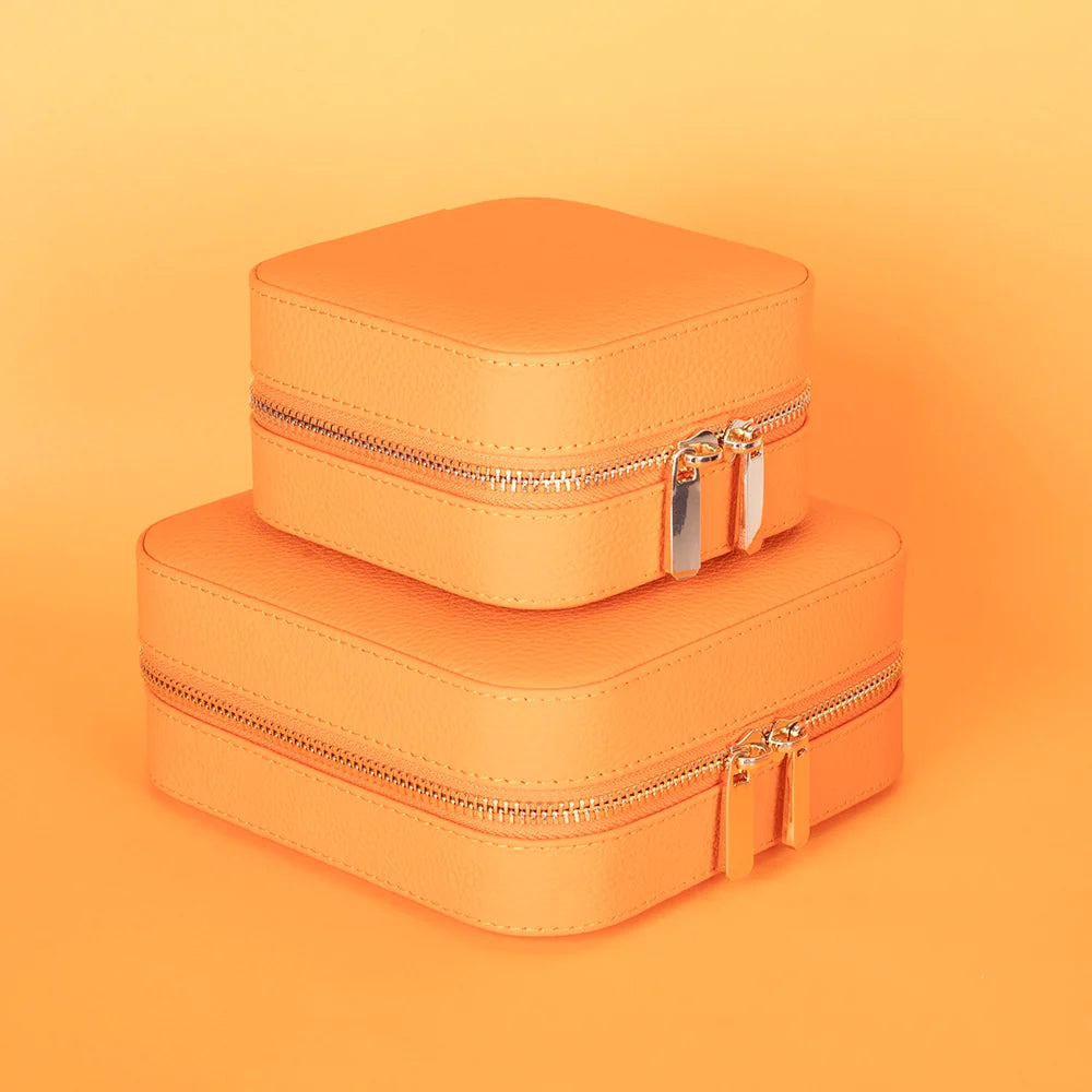 Amanda Jewelry Box, Medium aus echtem Leder aus echtem Leder