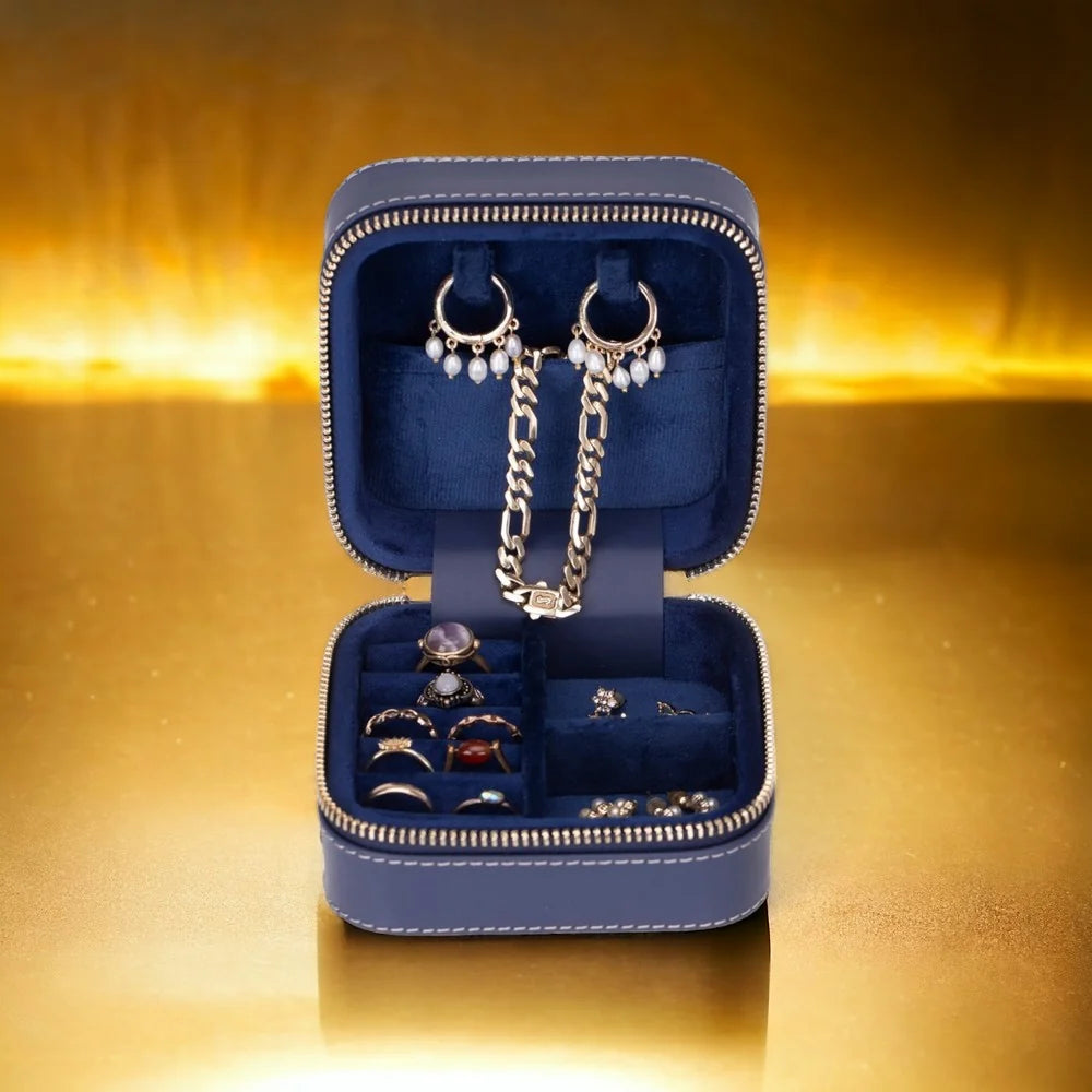 Amanda Jewelry Box, Medium aus echtem Leder aus echtem Leder