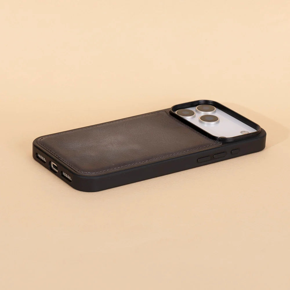 Flex Cover iPhone 18 Pro Max / 17 Pro Max Leather Case